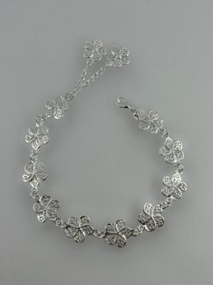 2025/09/IMG-20250926-WA0038-scaled.jpg Pulsera floral